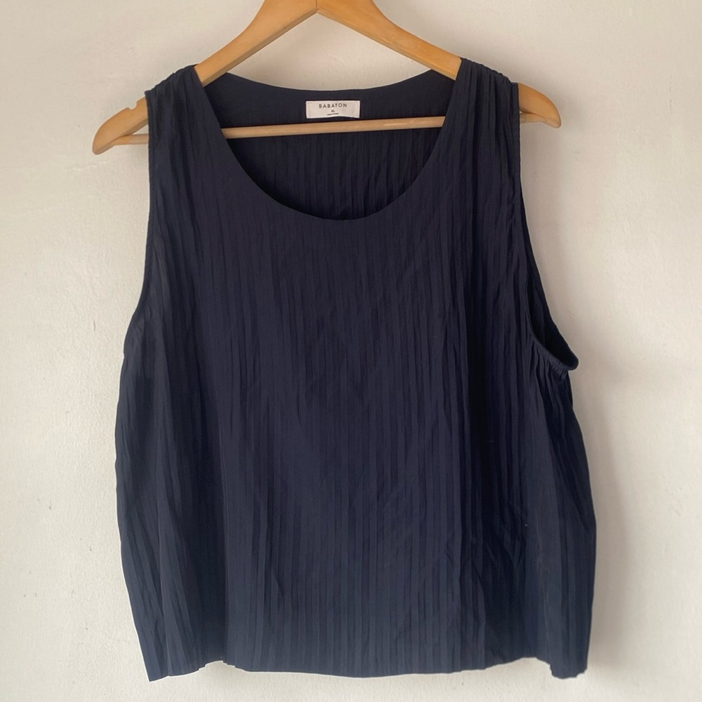 Aritzia Babaton XL Pleated Top